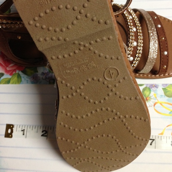 Self Esteem 'Selolita' Gladiator Sandals - Picture 5 of 8